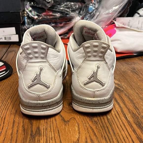 Jordan 4 White Oreo - Picture 5 of 6